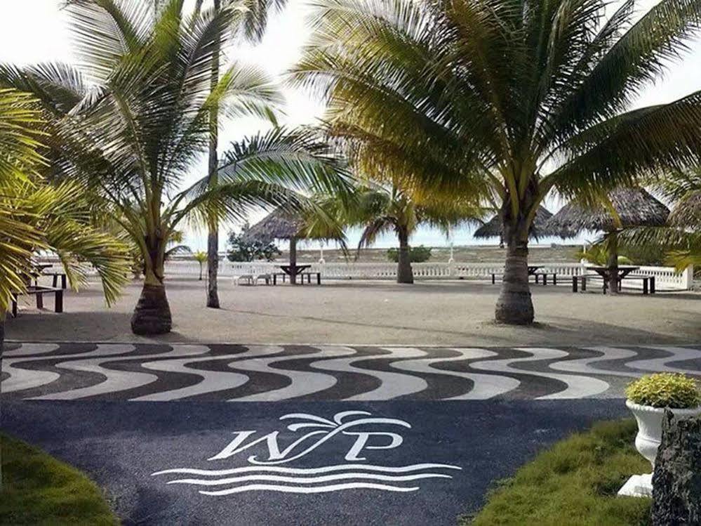Whispering Palms Island Resort Bacolod Eksteriør billede