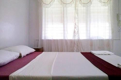 Whispering Palms Island Resort Bacolod Eksteriør billede